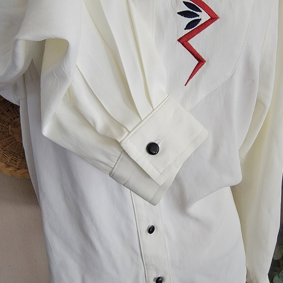 NWT Bar N Embroidered Western Blouse - Picture 3 of 8